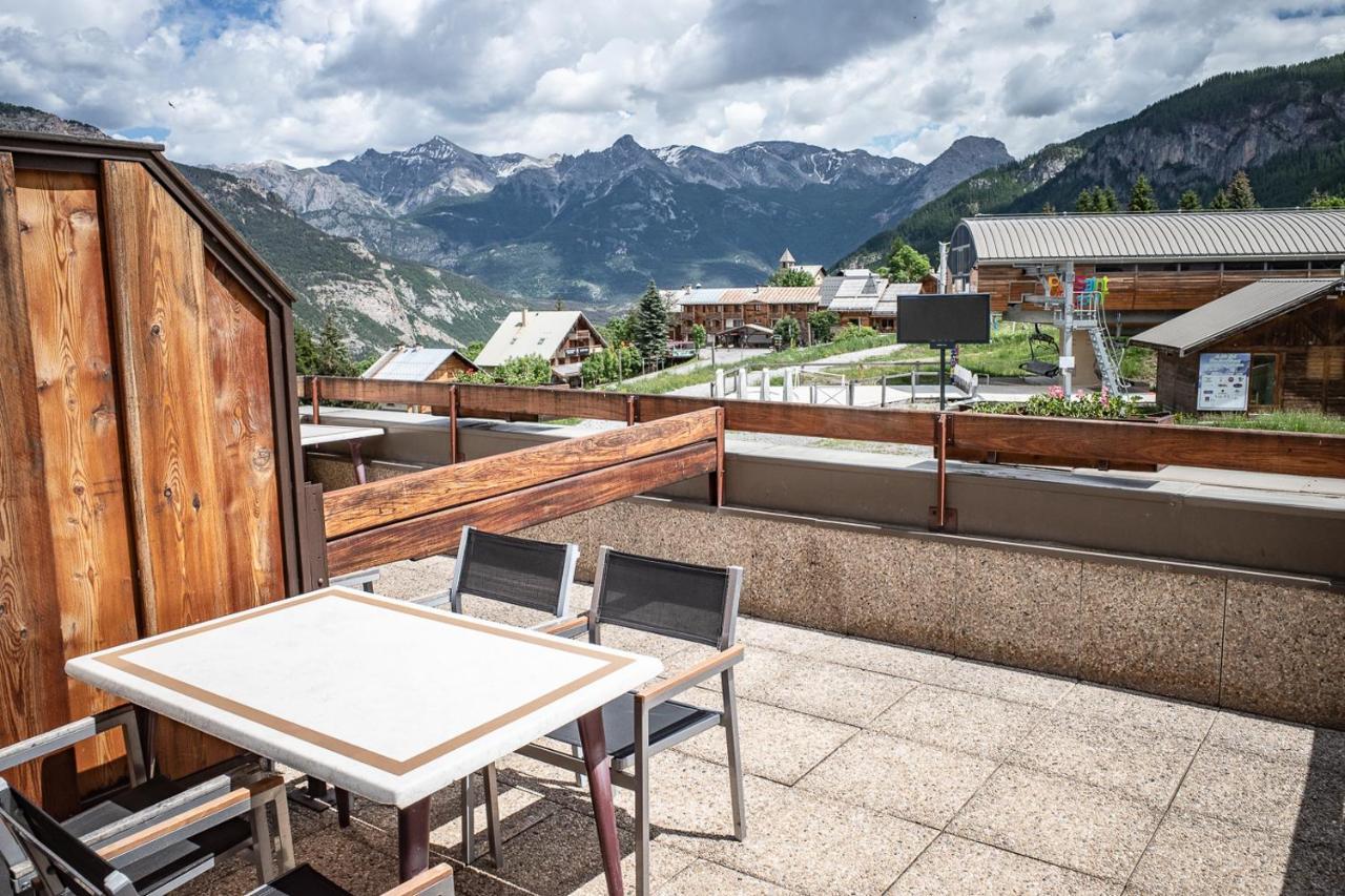 Hotel Restaurant Saint Roch Puy-Saint-Vincent Dış mekan fotoğraf