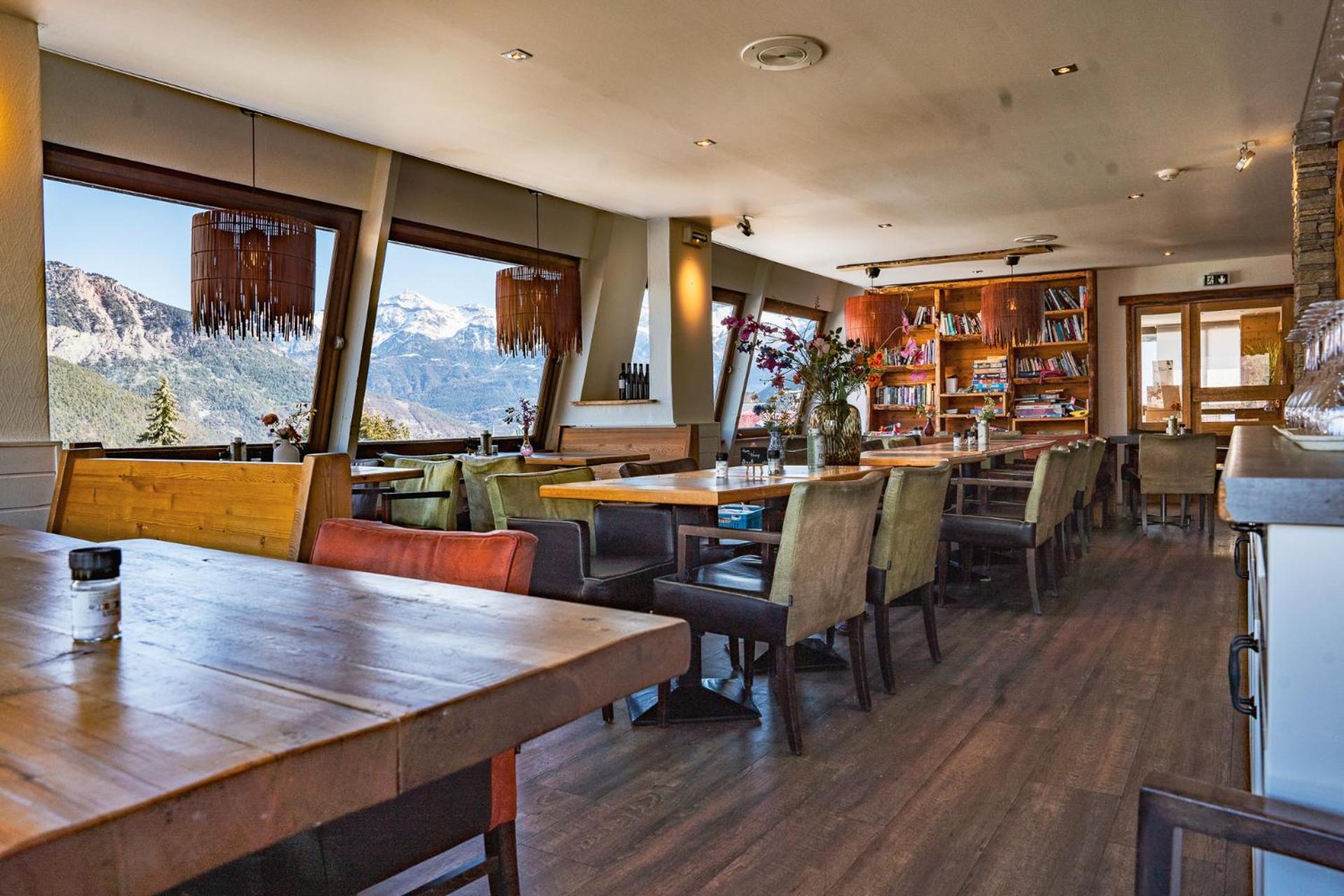 Hotel Restaurant Saint Roch Puy-Saint-Vincent Dış mekan fotoğraf